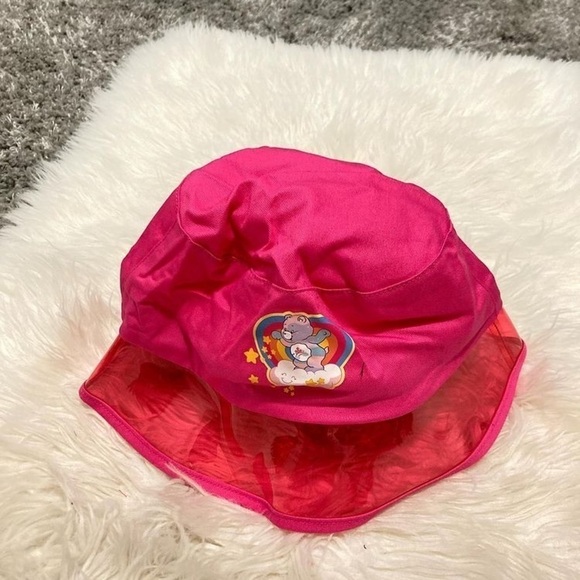 Hot pink bucket hat - Picture 1 of 1